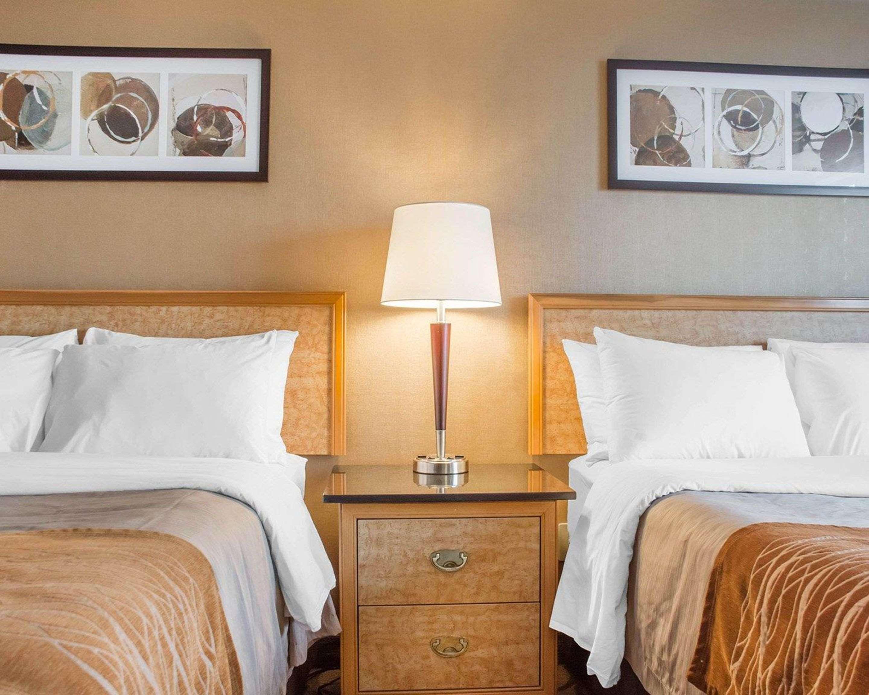 Comfort Inn Брантфорд Екстер'єр фото