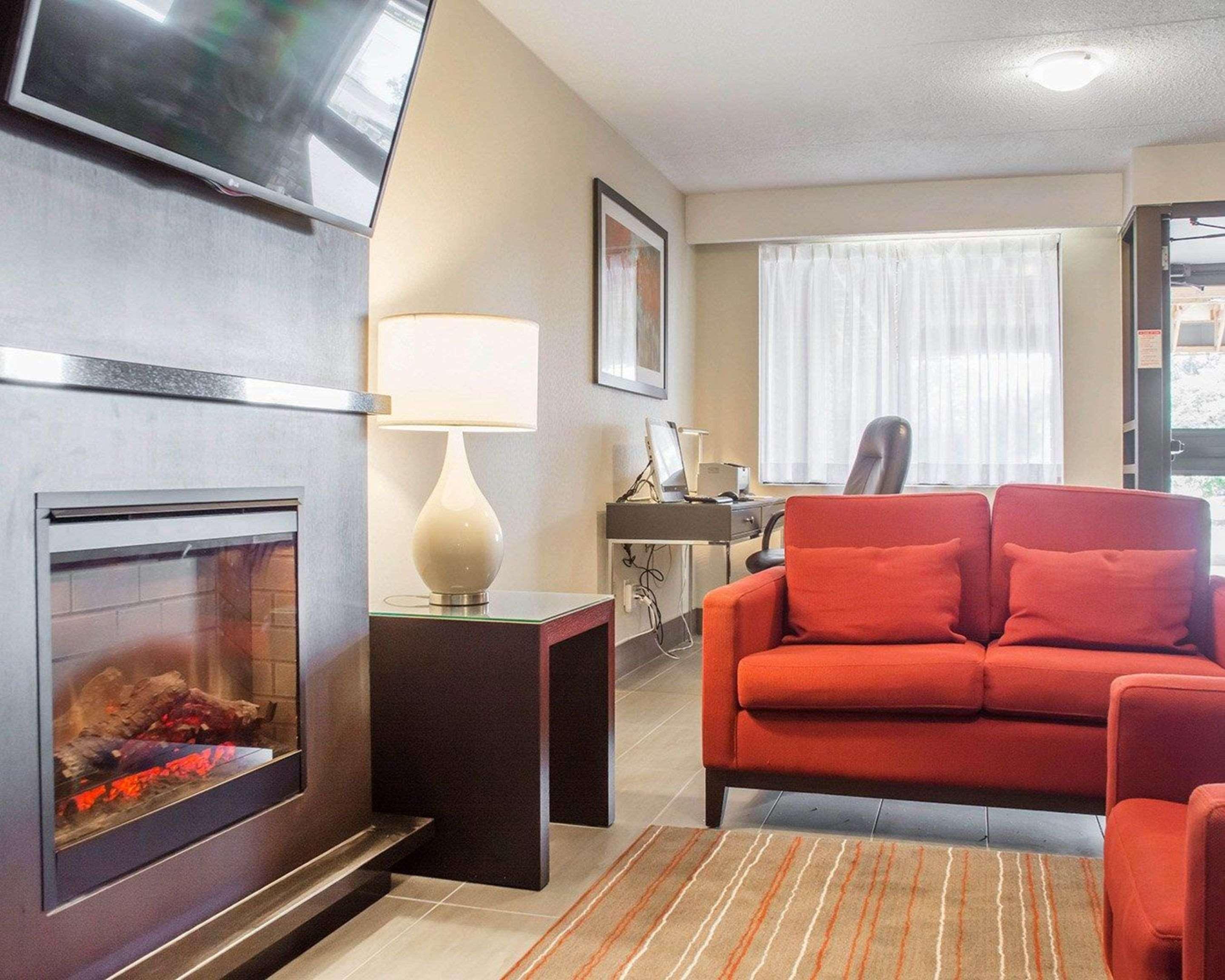 Comfort Inn Брантфорд Екстер'єр фото