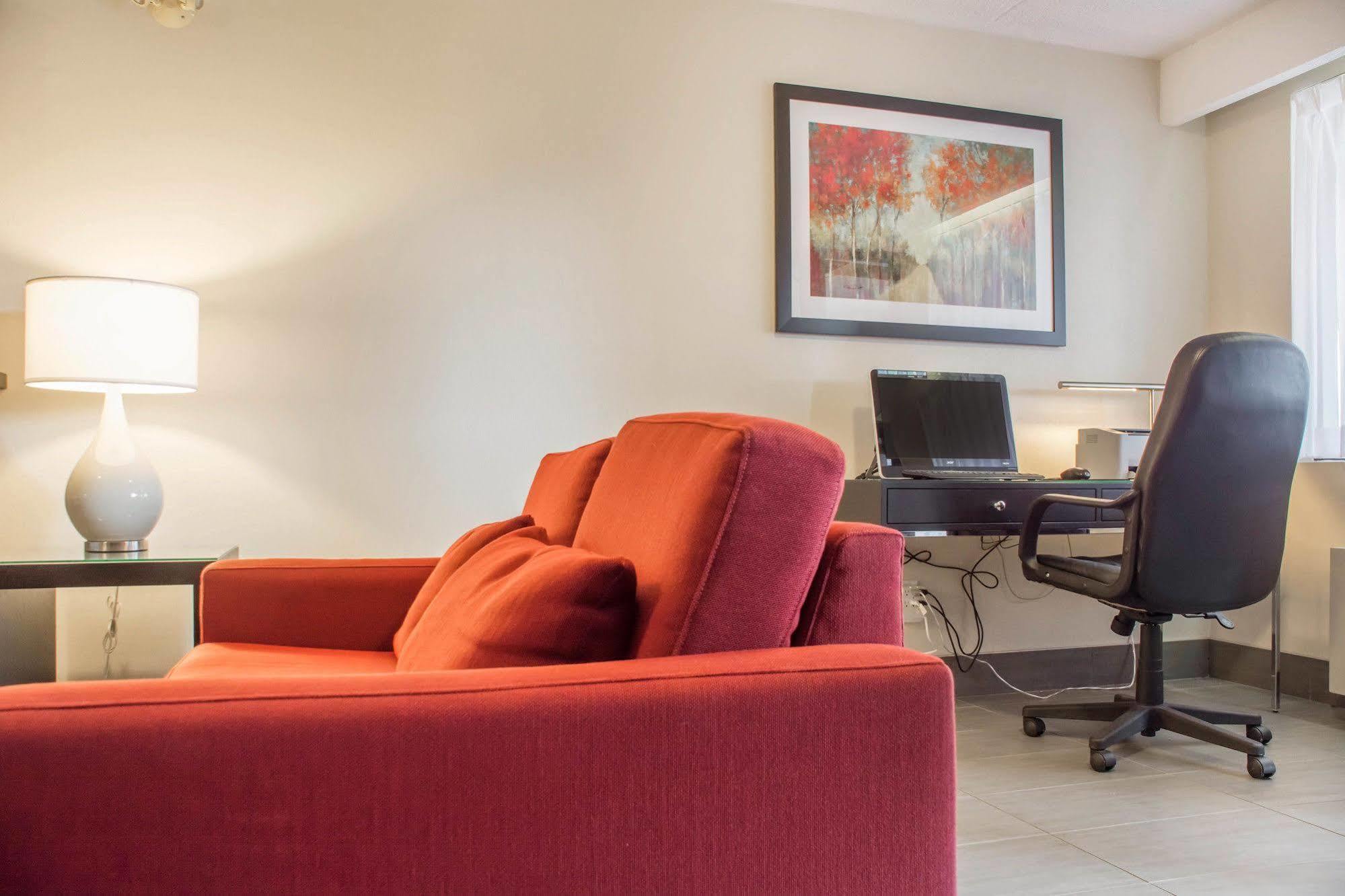 Comfort Inn Брантфорд Екстер'єр фото